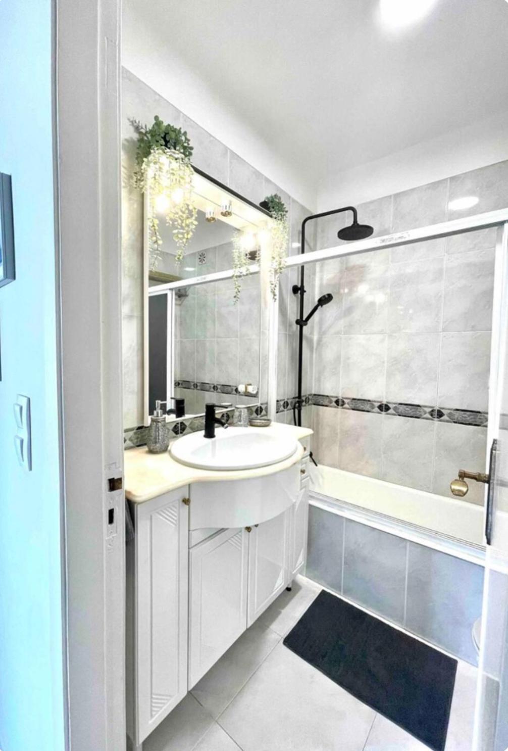 Lisbon Sky View 3Br Home + Near Airport + Free Parking Exterior photo